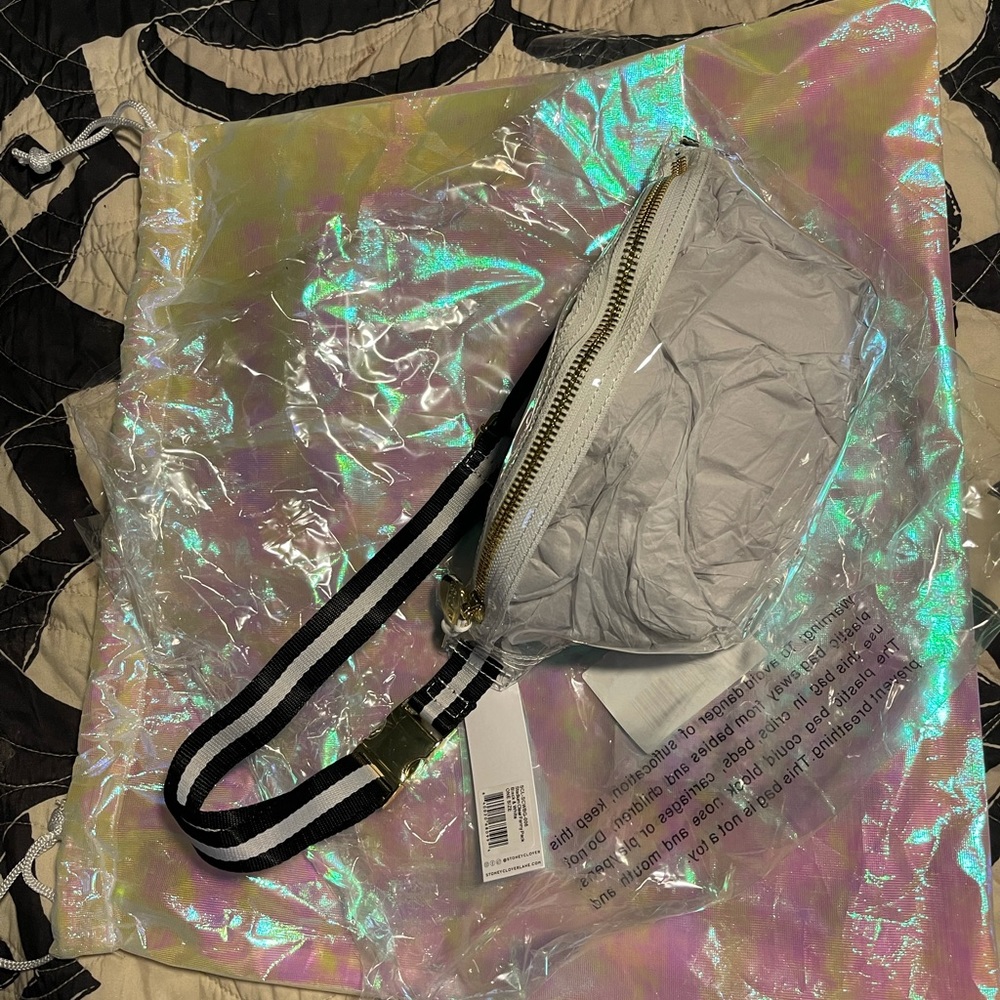 Stoney Clover Noir Clear Fanny